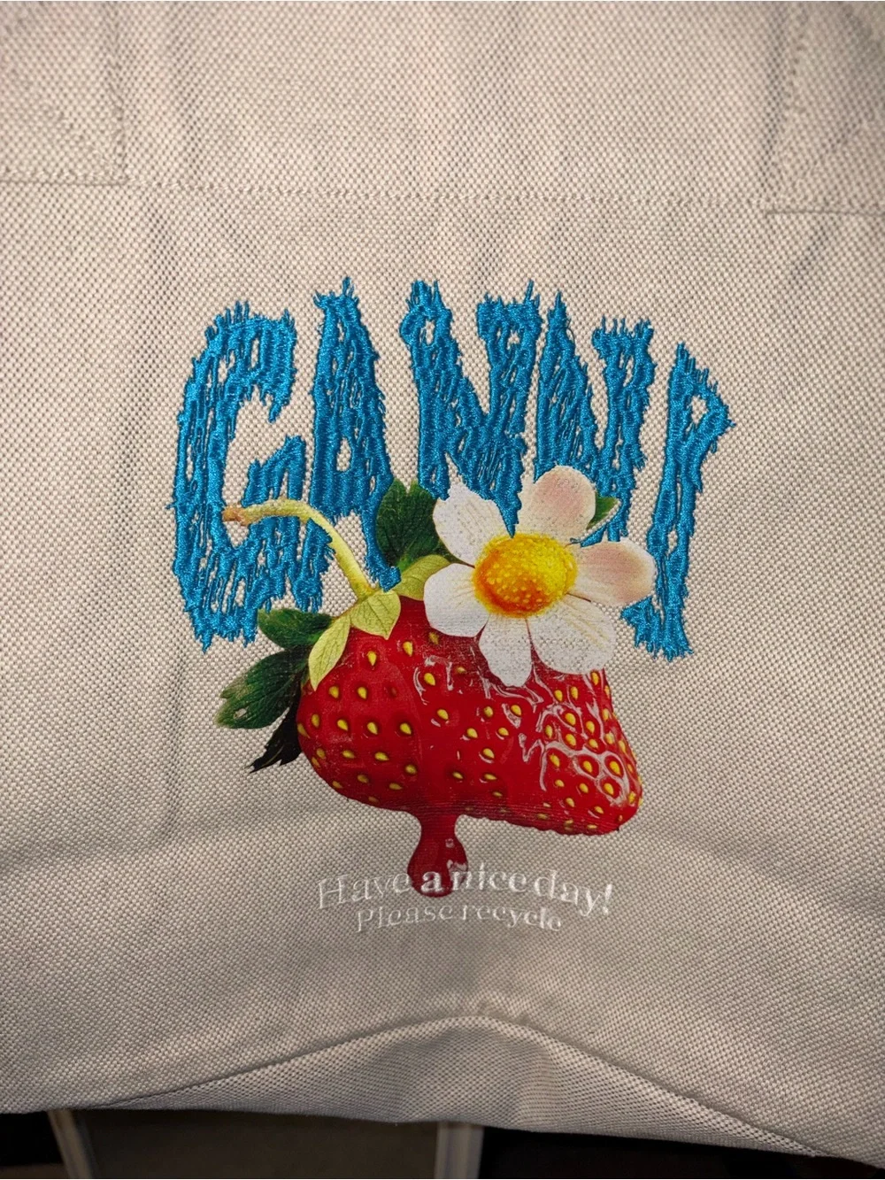 Ganni versatile sunlight